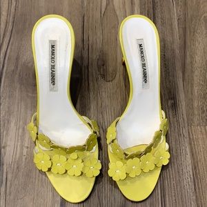 Manolo yellow sandal